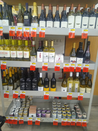 Grocery Store «Jewel-Osco», reviews and photos, 234 E Veterans Pkwy, Yorkville, IL 60560, USA