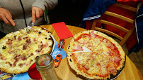 Plats et boissons du Pizzeria L'instant Pizza à Dinan - n°7