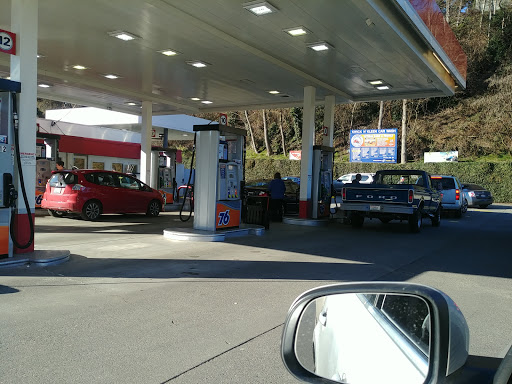 76 en Edmonds