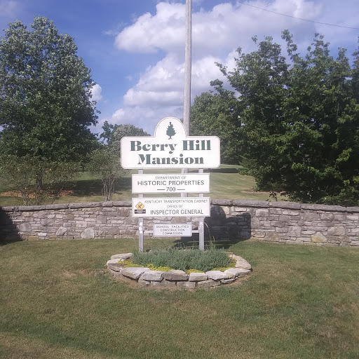 Grocery Store «Save-A-Lot», reviews and photos, 833 Louisville Rd, Frankfort, KY 40601, USA