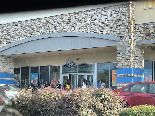 Clothing Store «Ross Dress for Less», reviews and photos, 330 N Hwy 67, Cedar Hill, TX 75104, USA