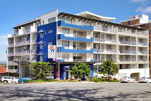 Macquarie Waters Boutique Apartment Hotel image