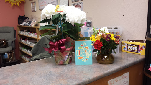 Book Store «Book Trader Tan America», reviews and photos, 217 N 2nd Ave W, Newton, IA 50208, USA