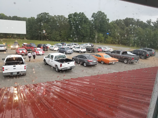 Drive-in Movie Theater «Birdsong Drive-In Theater», reviews and photos, 907 Shiloh Church Rd, Camden, TN 38320, USA