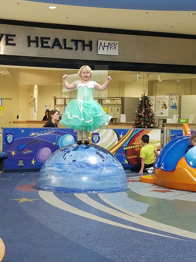 Metrocenter, 9617 N Metro Pkwy W, Phoenix, AZ 85021, USA, 