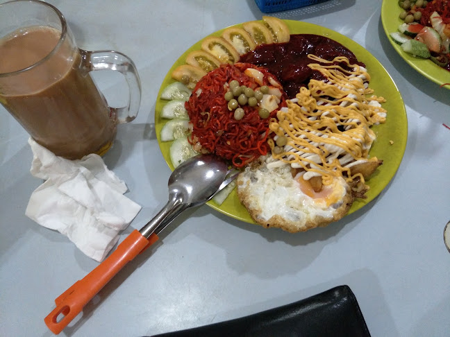 Ayer Rajah Food Centre - Market