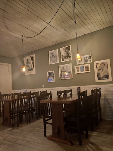 Hemingway Bar Restaurante - Vila Nova de Gaia