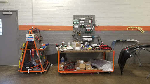 Auto Body Shop «LJI Collision Center Beachwood», reviews and photos, 27100 Chagrin Blvd, Beachwood, OH 44122, USA