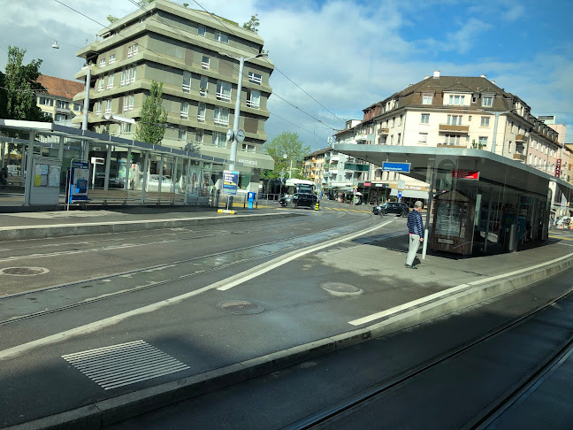 Rezensionen über Albisriederplatz in Zürich - Geschäft