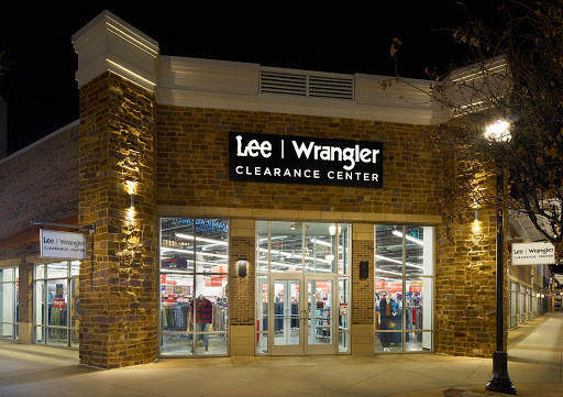 VF Outlet, 8161 Concord Mills Boulevard, Concord, NC 28027, USA, 