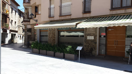 El Colom - Plaça Colom, 10, 08180 Moià, Barcelona, Spain