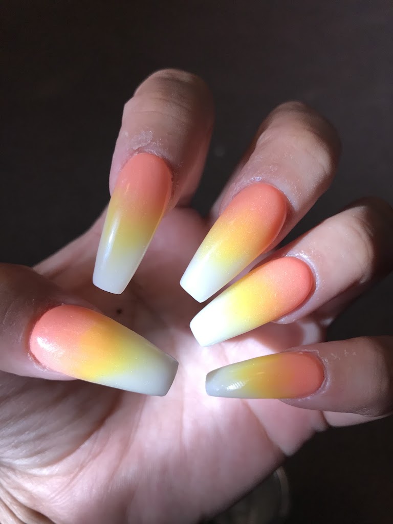 LG Nail Spa 89121