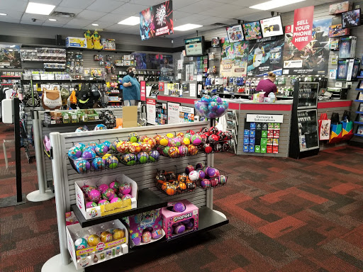 Video Game Store «GameStop», reviews and photos, 8800 Dixie Hwy STE C, Louisville, KY 40258, USA