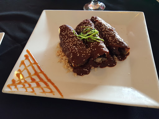 Latin American Restaurant «De La Vega Restaurante y Galeria», reviews and photos, 128 N Woodland Blvd, DeLand, FL 32720, USA