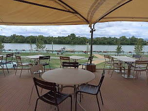 Photo n°43 de L'Embarcadère à Jassans-Riottier ()