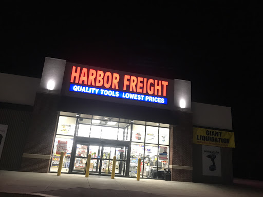 Hardware Store «Harbor Freight Tools», reviews and photos, 246 N West End Blvd, Quakertown, PA 18951, USA