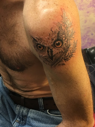 Tattoo Shop «Element Tattoo», reviews and photos, 1716 W Main St #8E, Bozeman, MT 59715, USA