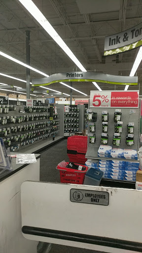 Office Supply Store «Staples», reviews and photos, 2100 Nesconset Hwy, Stony Brook, NY 11790, USA