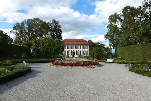 Schlossgarten Hohenstadt image