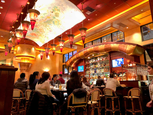 Restaurant «The Cheesecake Factory», reviews and photos, 71 Isham Rd, West Hartford, CT 06107, USA