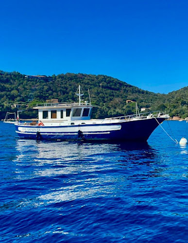 Agence d'excursions en bateau OYE SAPAPAYA Coti-Chiavari