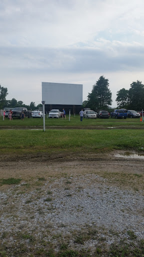 Drive-in Movie Theater «Cinema 67 Drive-in», reviews and photos, 2037 IN-67, Spencer, IN 47460, USA