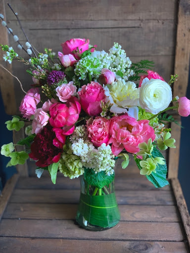 Florist «Halls of Tara Florist», reviews and photos, 2051 Centre St, West Roxbury, MA 02132, USA