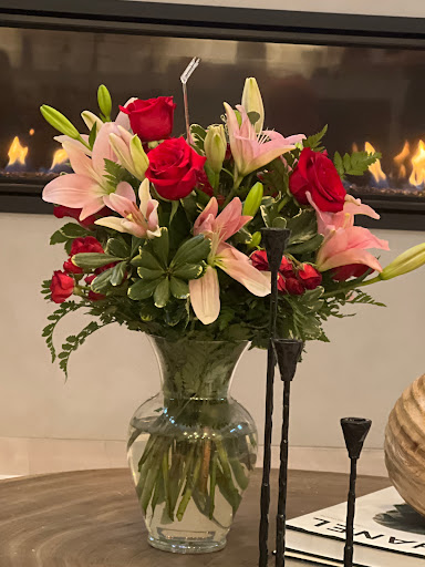 Florist «Janousek Florist Inc. & Greenhouses», reviews and photos, 4901 Charles St, Omaha, NE 68132, USA