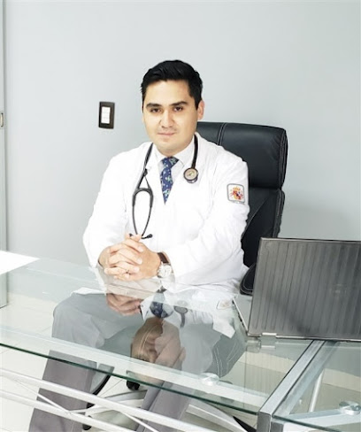 Dr. Zamar Zavaleta Martínez, Cardiólogo
