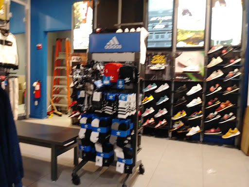 Shopping Mall «The Shops at Atlas Park», reviews and photos, 8000 Cooper Ave, Glendale, NY 11385, USA