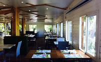Atmosphère du Restaurant La Riviera du Bocage à Ste Suzanne - n°1