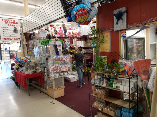 Shopping Mall «Rio Rancho Mall», reviews and photos, 2001 Garey Ave, Pomona, CA 91766, USA