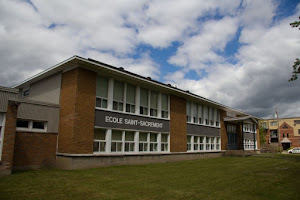 École Saint-Sacrement