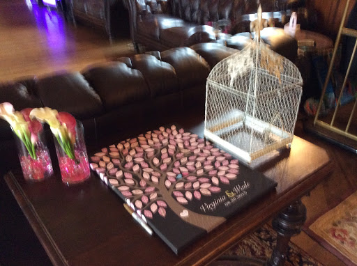 Bed & Breakfast «Thornewood Castle Bed and Breakfast», reviews and photos, 8601 N Thorne Ln SW, Lakewood, WA 98498, USA