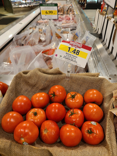 Grocery Store «Lowes Foods on South Commons Drive», reviews and photos, 1399 S Commons Dr, Myrtle Beach, SC 29588, USA