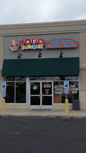 Frozen Yogurt Shop «YoGo Factory Frozen Yogurt of Gloucester Township», reviews and photos, 629 Cross Keys Rd B, Sicklerville, NJ 08081, USA