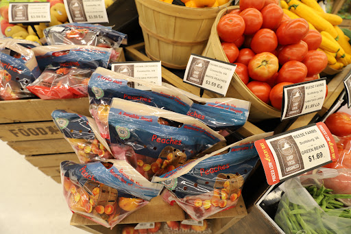 Grocery Store «Food Lion», reviews and photos, 945 N Main St b, Marion, VA 24354, USA