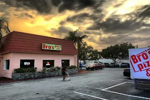 Bro's Pizzeria & Bar image