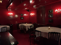Atmosphère du Restaurant Castel à Paris - n°8