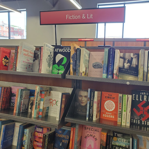 Book Store «Ann Ross Bookstore», reviews and photos, 601 College St, Clarksville, TN 37044, USA