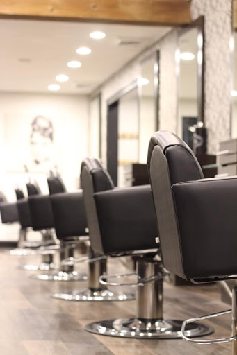 Hair Salon «Hollywood Blvd Hair Salon», reviews and photos, 1130 Montauk Hwy, Mastic, NY 11950, USA