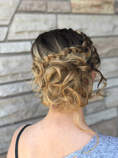 Hair Salon «Hollywood Hair Salon», reviews and photos, 693 Ling Rd, Rochester, NY 14612, USA