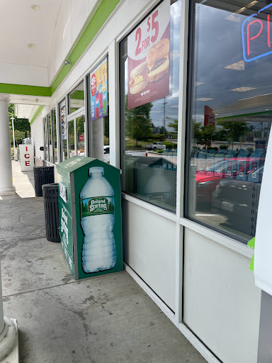 Gas Station «Cumberland Farms», reviews and photos, 365 Turnpike Rd, Southborough, MA 01772, USA