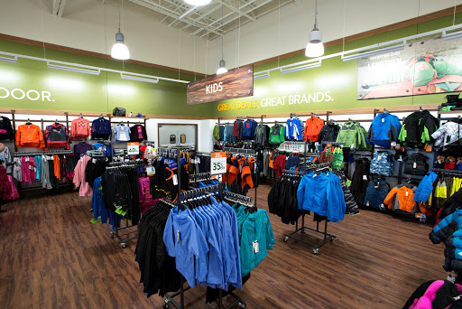 Outdoor Sports Store «Sierra Trading Post», reviews and photos, 5916 Barnes Rd, Colorado Springs, CO 80922, USA