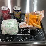 Photo n°1 de l'avis de UnEmplacement.com.e fait le 09/06/2022 à 16:03 sur le  SMASH BURGER à Chaves