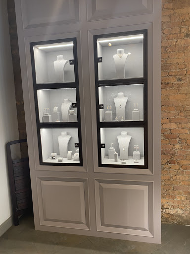 Jewelry Store «Facets Fine Handcrafted Jewelry», reviews and photos, 97 7th Ave, Brooklyn, NY 11215, USA