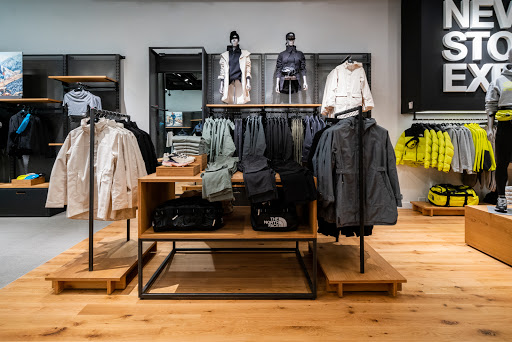 Clothing Store «The North Face», reviews and photos, 2855 Stevens Creek Blvd #2321, Santa Clara, CA 95050, USA