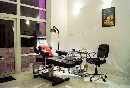Piercing parlour in Bangalore