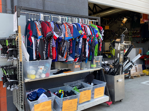 Used Bicycle Shop «Community Cycles», reviews and photos