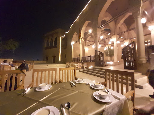 مطعم ستوديو مصر 